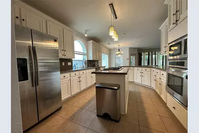 3206 Oakland Drive, Sugar Land, TX 77479 - Photo 13