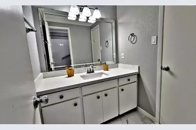 6726 Buffalo Speedway, Houston, TX 77005 - Photo 23