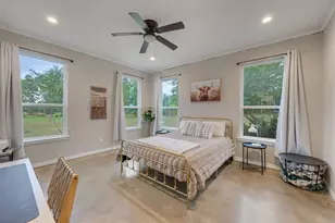 10856 Whispering Oaks Dr, Hearne, TX 77859 - Photo 13