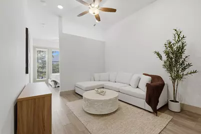 4509 Mount Vernon Street #7, Houston, TX 77006 - Photo 1