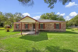 18111 Roy Long Rd, Pearland, TX 77584 - Photo 3