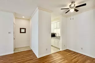 7900 N Stadium Dr, Houston, TX 77030 - Photo 5