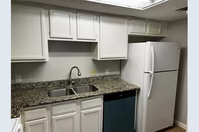 3756 Tanglewilde Street #8D, Houston, TX 77063 - Photo 5