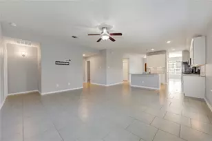 18107 Svensson Slade Ln, Houston, TX 77044 - Photo 11