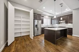 323 Eado Park Cir, Houston, TX 77020 - Photo 11