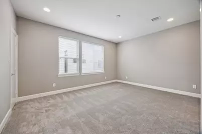 323 Eado Park Circle, Houston, TX 77020 - Photo 15