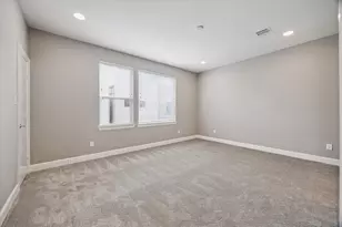 323 Eado Park Cir, Houston, TX 77020 - Photo 15