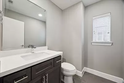 323 Eado Park Circle, Houston, TX 77020 - Photo 19
