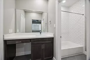 323 Eado Park Cir, Houston, TX 77020 - Photo 21