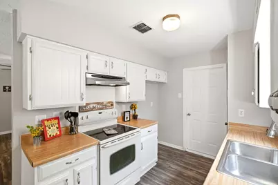 23303 Berry Pine Drive, Spring, TX 77373 - Photo 17
