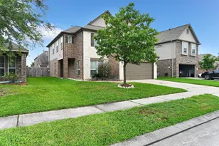 10615 Chestnut Path Way, Tomball, TX 77375 - Photo 1