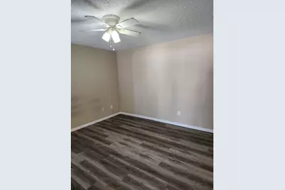 2750 Holly Hall Street #1708, Houston, TX 77054 - Photo 9