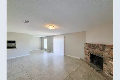 8530 Quail Burg Lane, Missouri City, TX 77489 - Photo 9