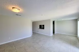 8530 Quail Burg Ln, Missouri City, TX 77489 - Photo 7