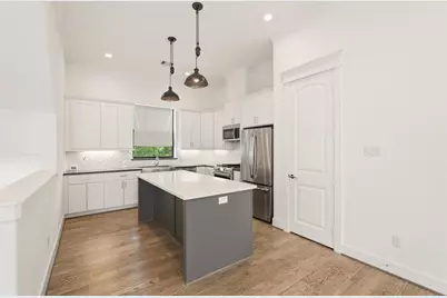 1723 W 14th Street #B, Houston, TX 77008 - Photo 13