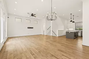 1723 W 14th St, Houston, TX 77008 - Photo 11