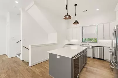 1723 W 14th Street #B, Houston, TX 77008 - Photo 15