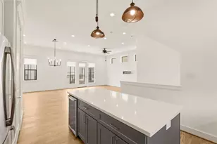 1723 W 14th St, Houston, TX 77008 - Photo 17