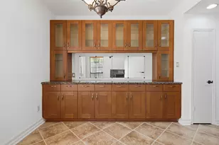 7350 Kirby Dr, Houston, TX 77030 - Photo 13