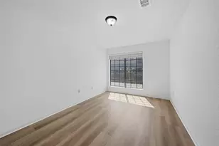 7350 Kirby Dr, Houston, TX 77030 - Photo 27