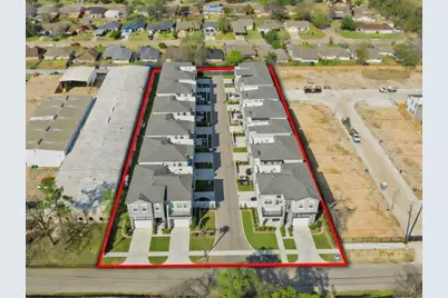 4230 Creekmont Drive, Houston, TX 77091 - Photo 7