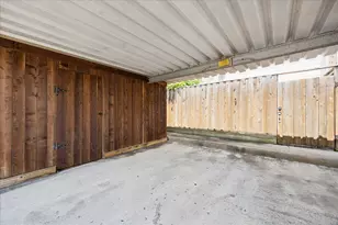 6645 Wanda Ln, Houston, TX 77074 - Photo 13