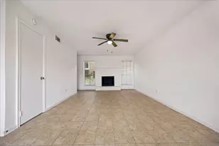 6645 Wanda Ln, Houston, TX 77074 - Photo 3