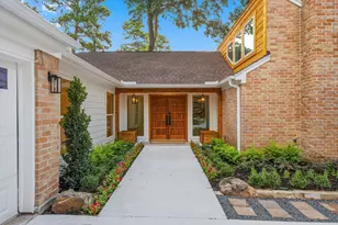 76 Woodhaven Wood Dr, The Woodlands, TX 77380 - Photo 5