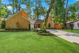 76 Woodhaven Wood Dr, The Woodlands, TX 77380 - Photo 3