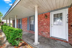 2319 Blue Willow Dr, Houston, TX 77042 - Photo 5