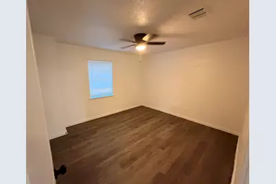 916 Brook Forest Drive #B, Conroe, TX 77385 - Photo 15