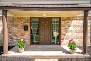 2414 Hilton Head Dr, Missouri City, TX 77459 - Photo 3