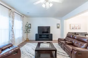 11413 Hackmatack Way, Houston, TX 77066 - Photo 5