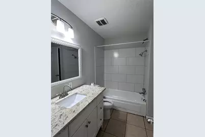 703 S 2nd Street, La Porte, TX 77571 - Photo 11