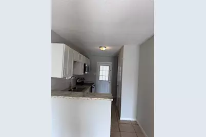 703 S 2nd Street, La Porte, TX 77571 - Photo 3