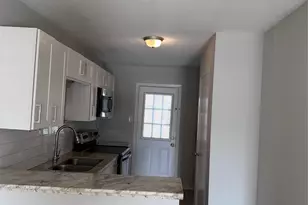 703 S 2nd St, La Porte, TX 77571 - Photo 3