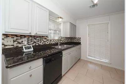 9519 Val Verde Street, Houston, TX 77063 - Photo 15