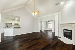 900 Enchanted Oaks Dr, Angleton, TX 77515 - Photo 15