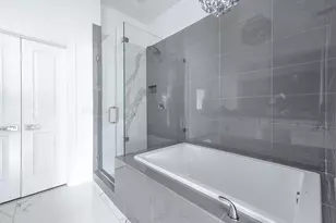 1721 Henderson St, Houston, TX 77007 - Photo 25