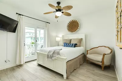 3819 Conch, Galveston, TX 77554 - Photo 11