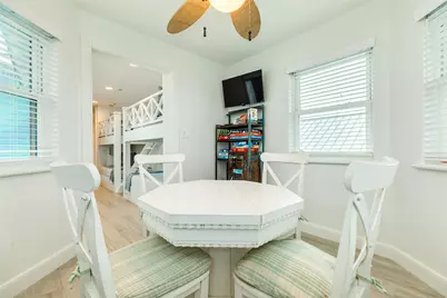 3819 Conch, Galveston, TX 77554 - Photo 19
