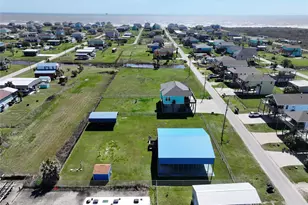 970 S Jack Rd, Crystal Beach, TX 77650 - Photo 5