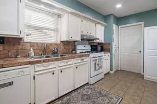 31322 Alice Ln, Tomball, TX 77375 - Photo 9