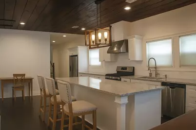 2405 Keene Street, Houston, TX 77009 - Photo 9