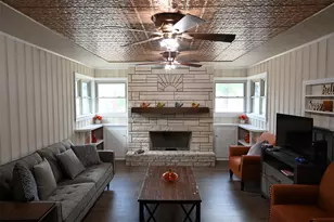 1013 Quail Ln, Eagle Lake, TX 77434 - Photo 17