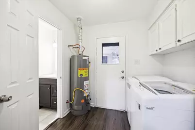 7614 Braesview Lane, Houston, TX 77071 - Photo 17