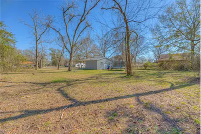 615 N Drew Avenue, Livingston, TX 77351 - Photo 33