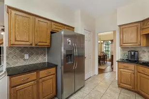 17335 Meadow Heights Dr, Houston, TX 77095 - Photo 9