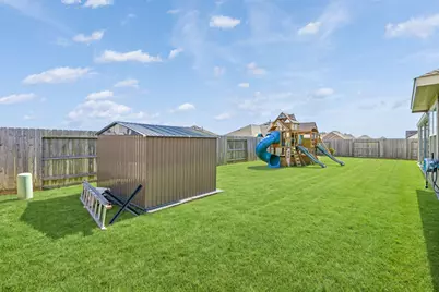 7106 Hillside Avenue, Mont Belvieu, TX 77523 - Photo 25