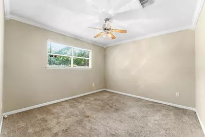 10820 Longleaf Drive, Conroe, TX 77385 - Photo 19